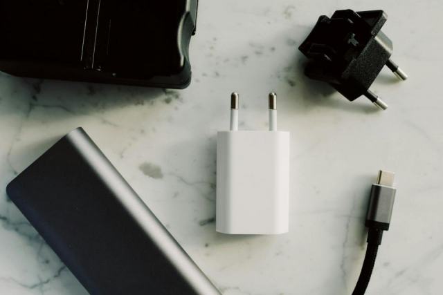 Chargeur batterie nimh : batterie vélo électrique Chargeur vélo électrique : sélection complète et conseils d'utilisation